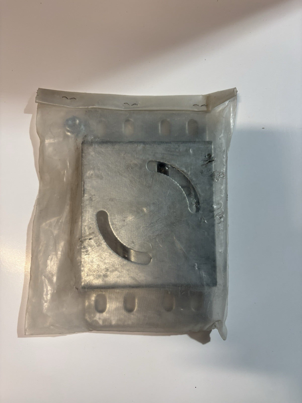 Fixation pour poutre orientable tonna galvanisé