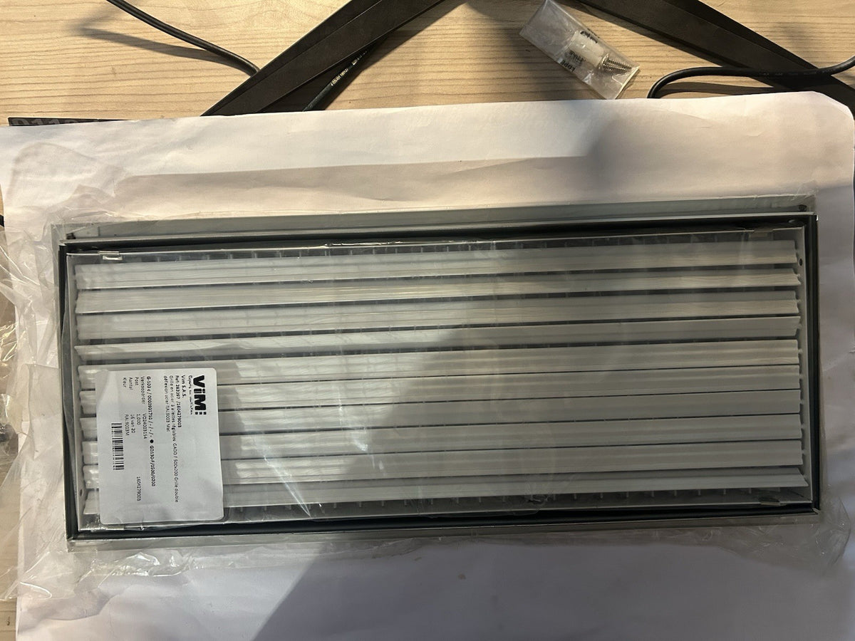 Grille de ventilation double déflection VIM 500x200 mm - RAL 9003 Mat
