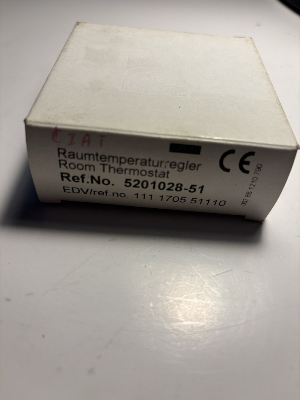 CIAT Thermostat électronique d'ambiance 5201028-51 non programmable