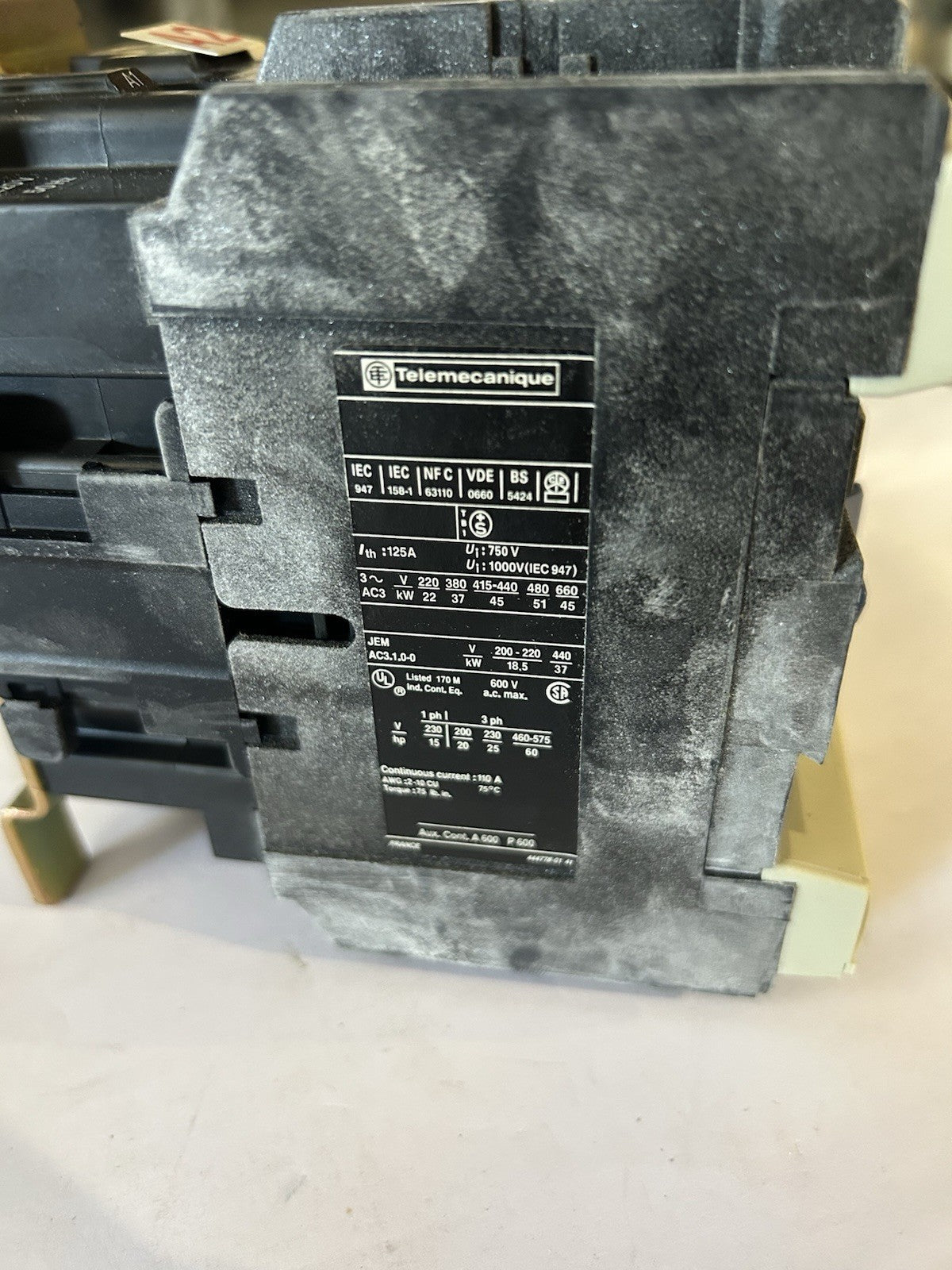 contacteur inverseur telemecanique A2 444778-01 41