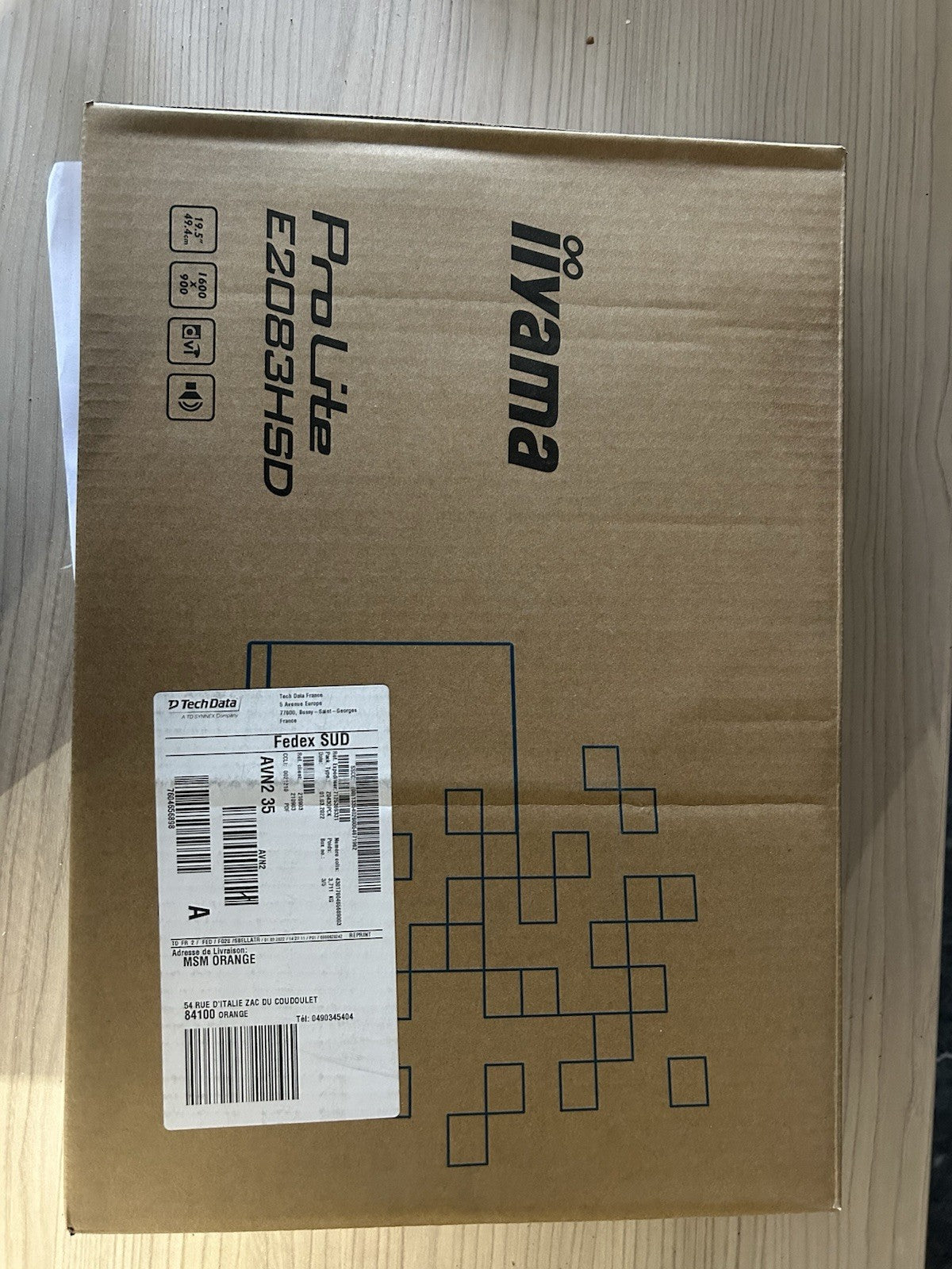 écran IIYAMA profite E2083HSD