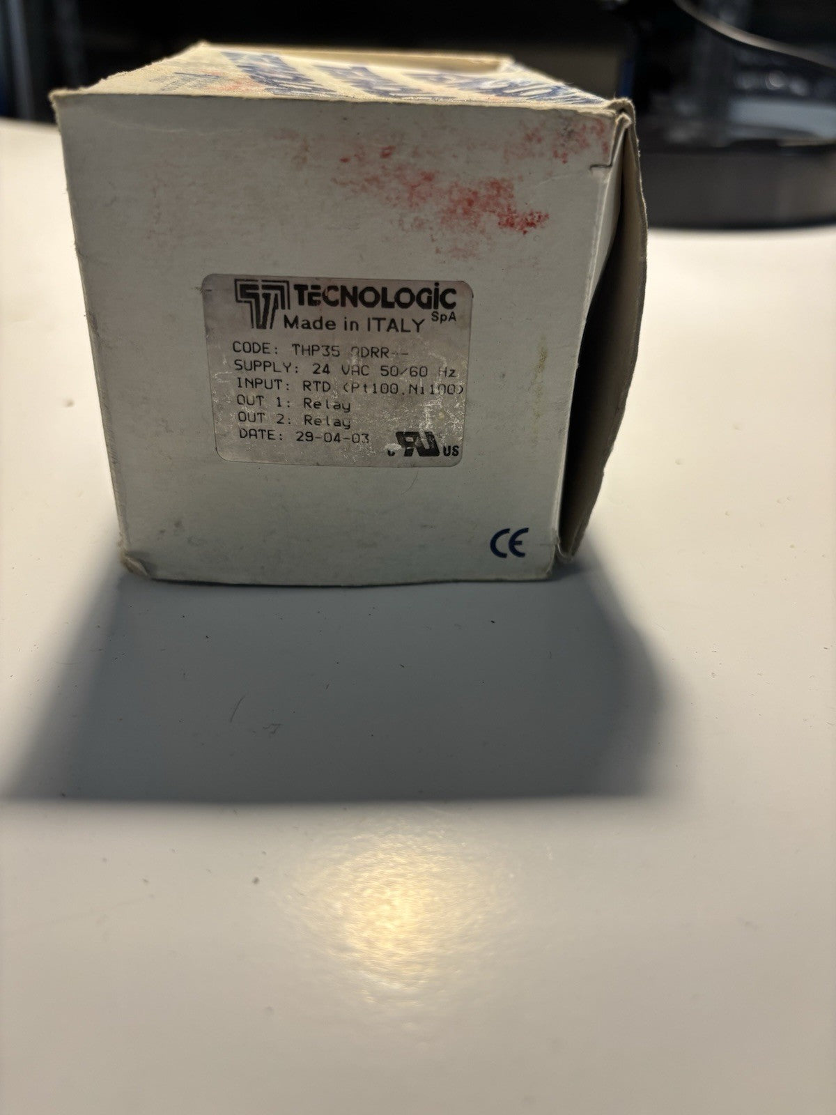 Régulateur de température numérique Tecnologic THP35 (24 VAC) + Sonde