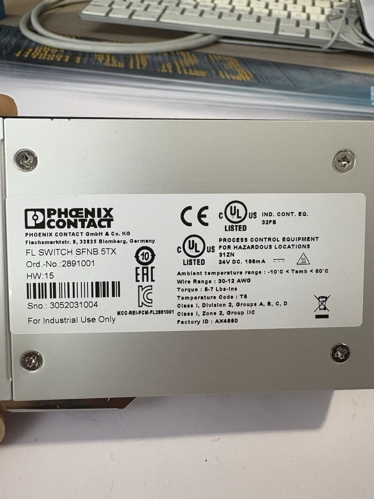 Phœnix Contact 2891001 FL SWITCH SFNB 5TX Switch (B205)