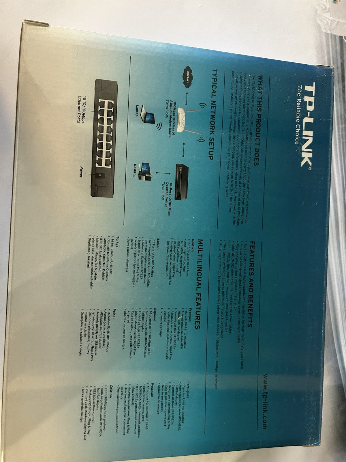 commutateur réseau TP-Link, modèle TL-SF1016D.