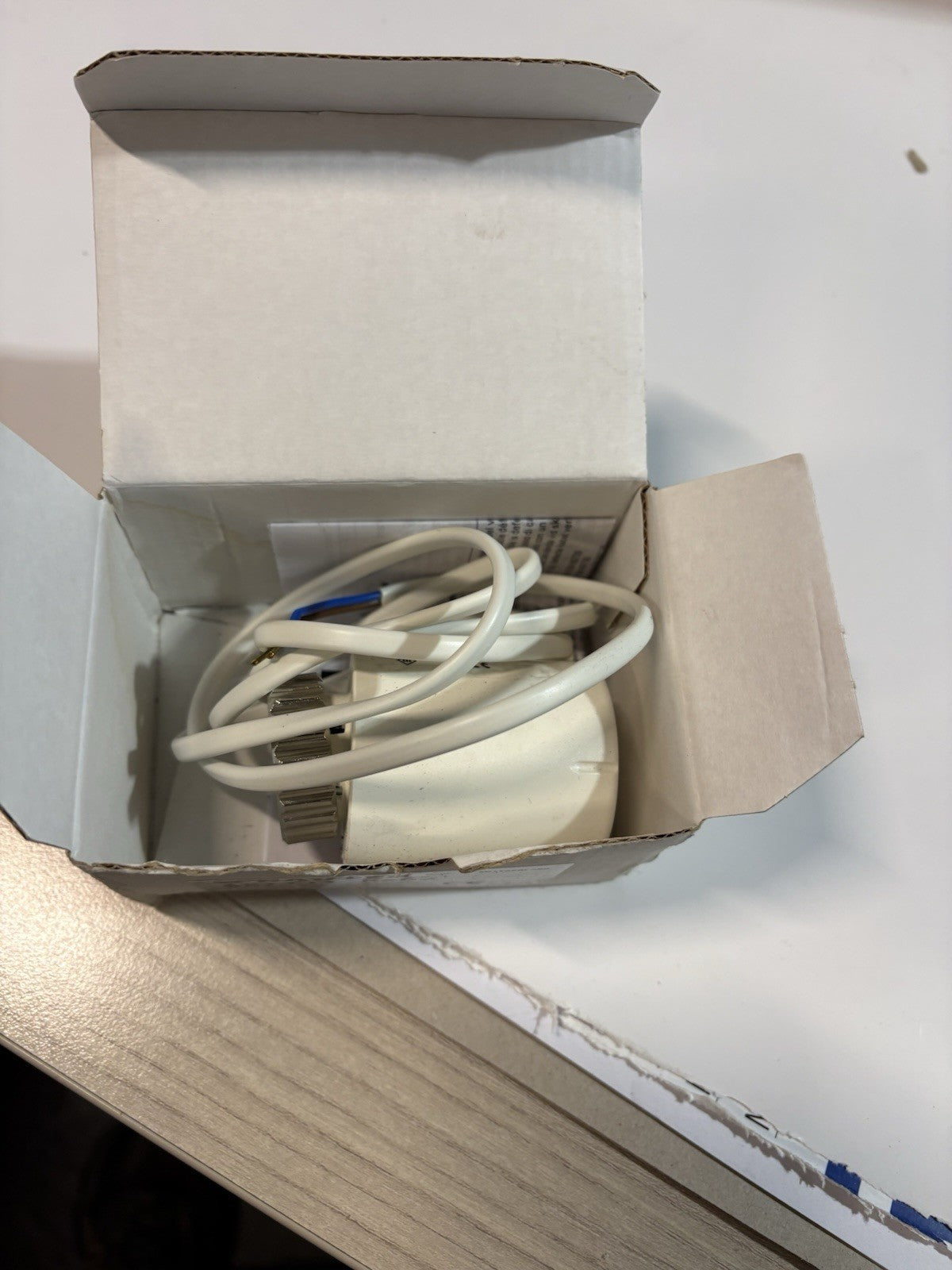 Servomoteur thermique sauter axt111 f202