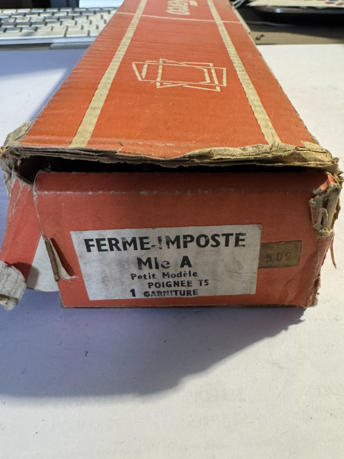 Ferme Imposte Poignée TS