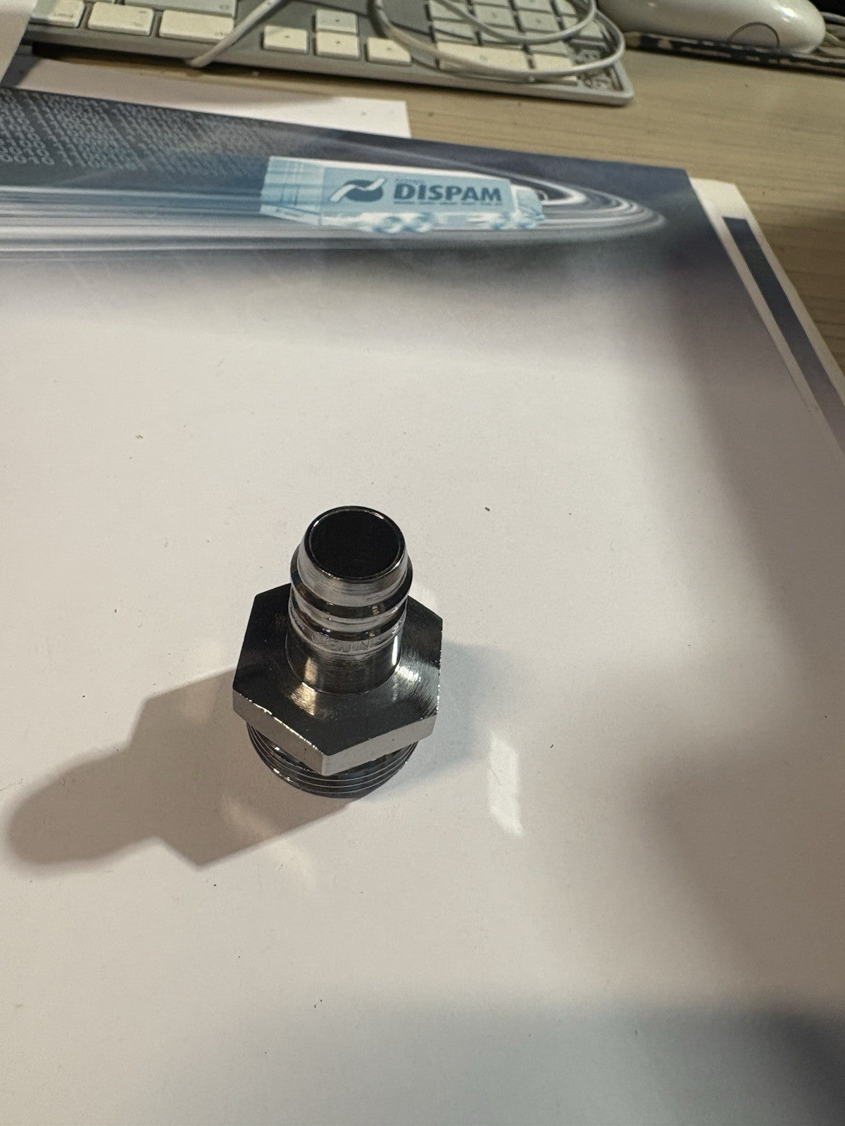 Raccord rapide eau mâle filetée cejn 411