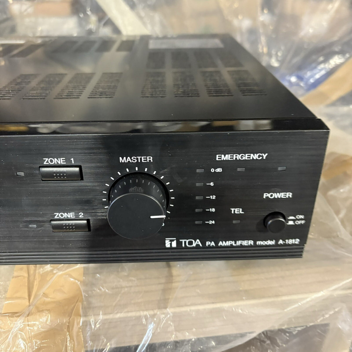 toa amplifier model a-1812.