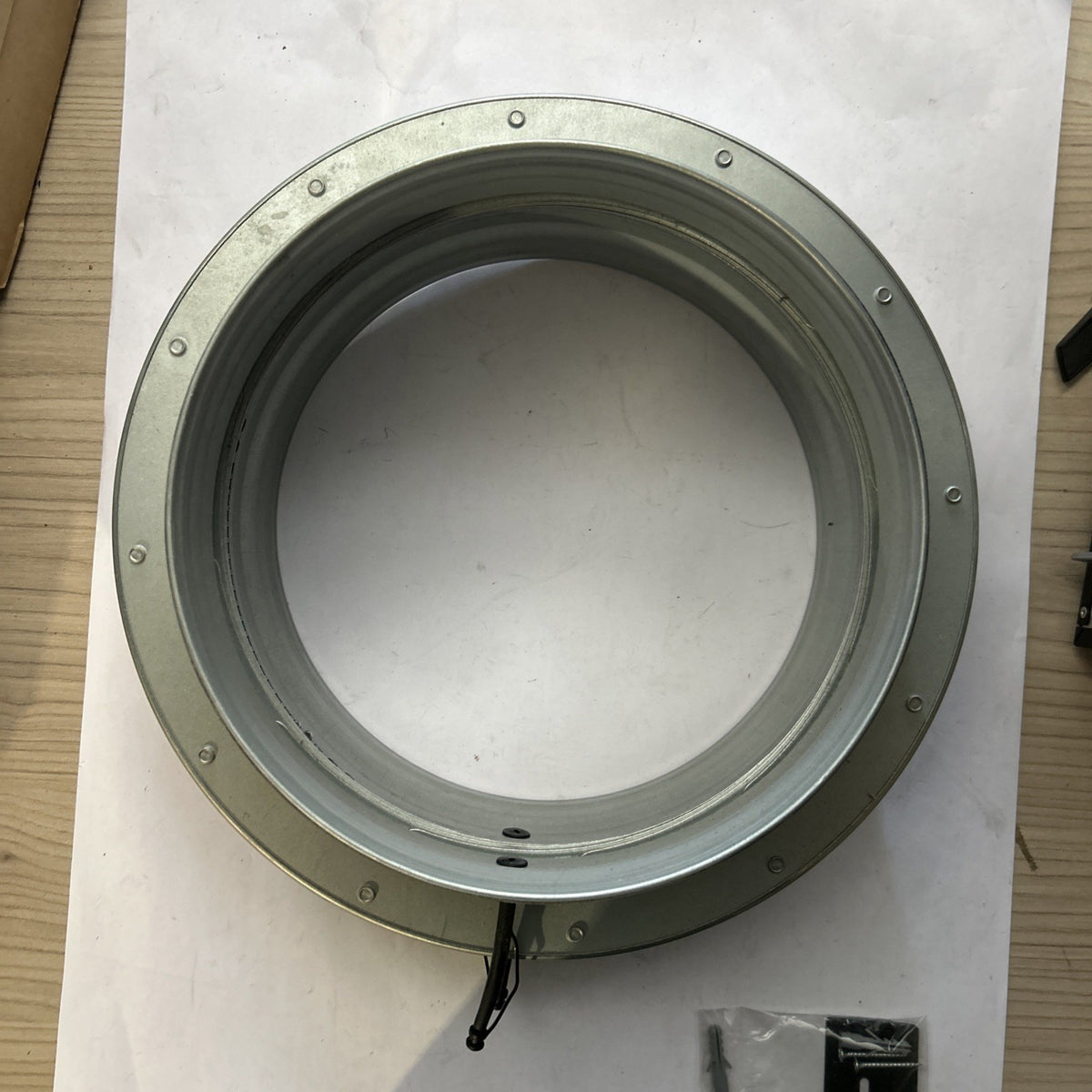 Trappe d'iris 250 mm - Sendzimir acier galvanisé - IRIS250