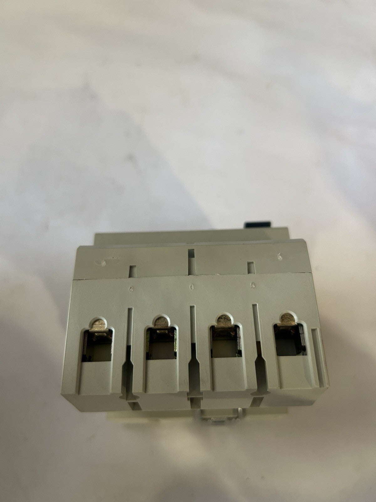 hager interrupteur différentiel sectionneur 16-63A