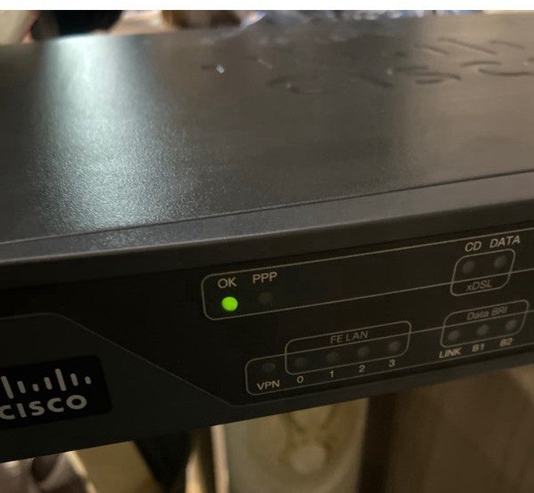 Cisco - C888-K9 Router - WLAN 100 Mbps - 4-Port
