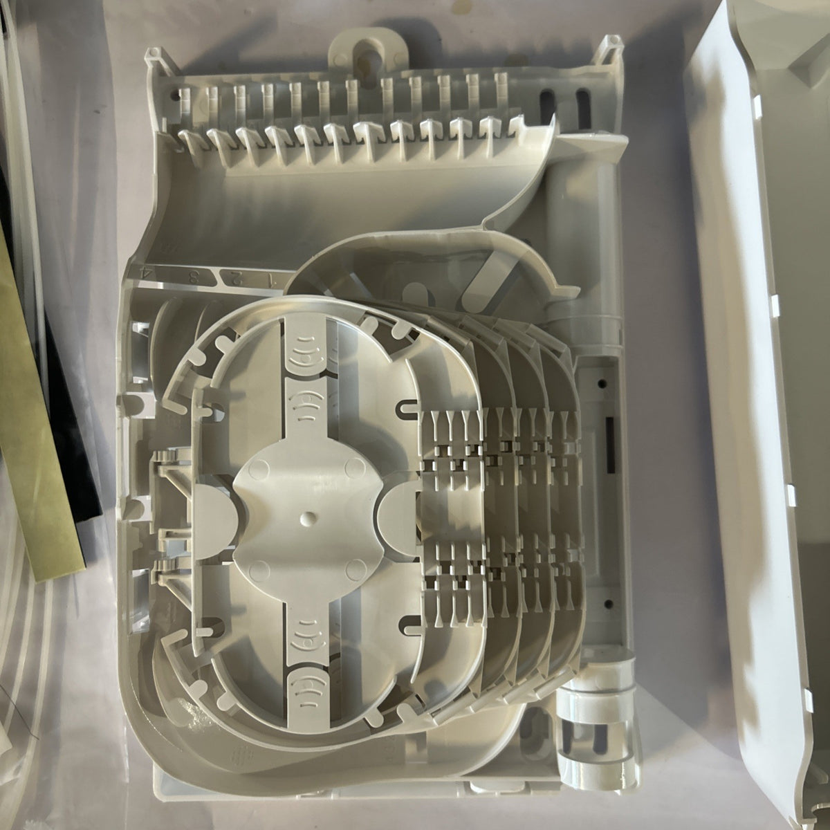 boîtier de distribution/terminaison fibre optique