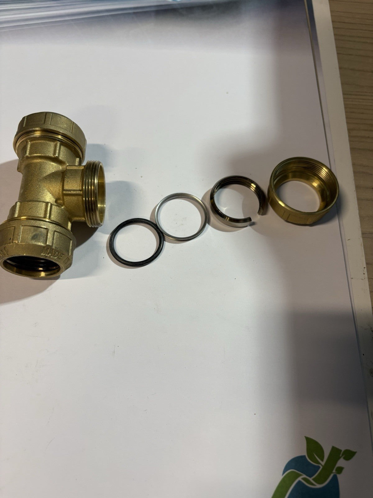 Raccord en T pour tube polyhetylene diam 25 en 3/4