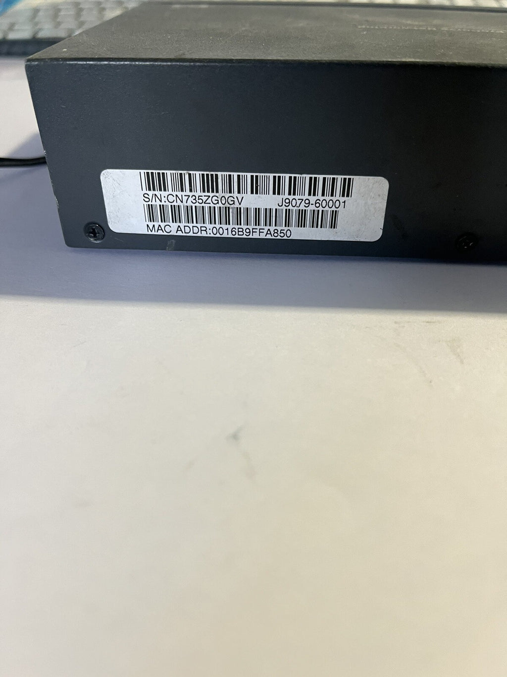 HP PROCURVE 1700-8- 8 ports Switch - Ref J9079A _ NEUF
